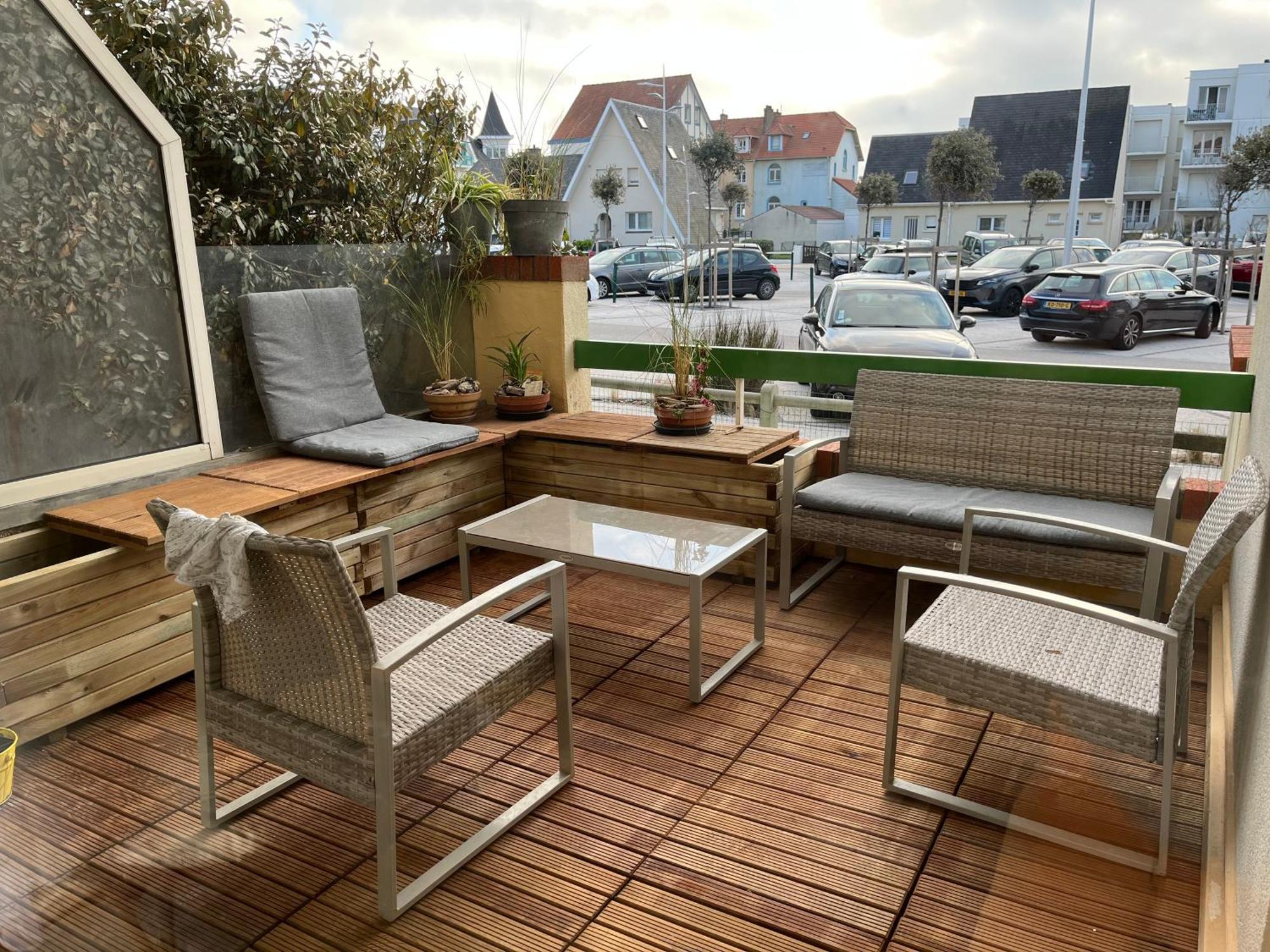 Agreable Appartement Et Terrasse A 2 Pas De La Mer วีเมอเรอ ภายนอก รูปภาพ